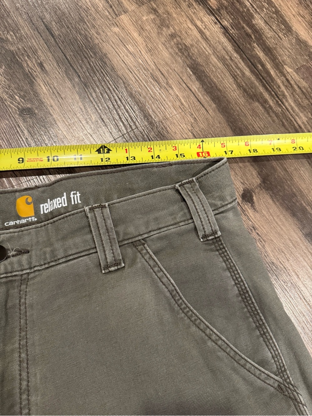 3 Pairs of Carhartt Workwear 33x32 (2 Pairs of Pants, 1 Pair of Shorts) - Picture 6 of 16